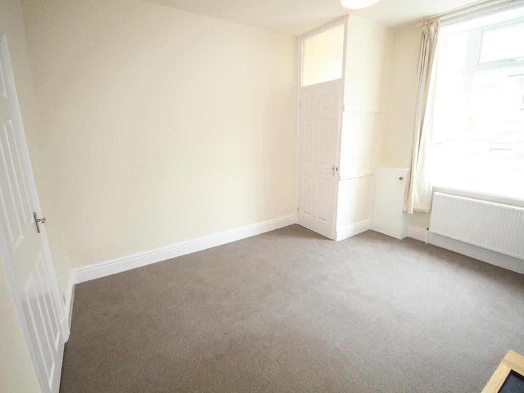 2 bedroom mid terrace house Let Agreed in Barnoldswick - IMG_2929.jpg